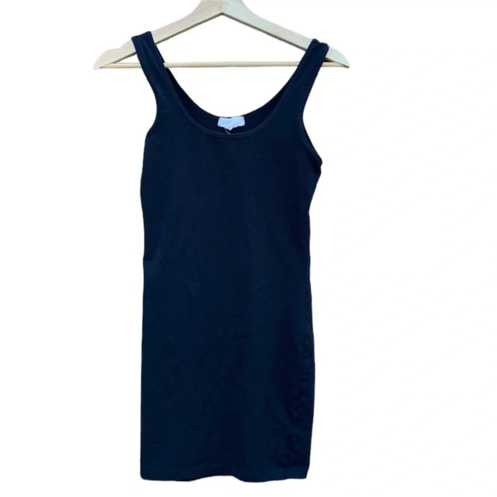 FOREVER 21 small black dress